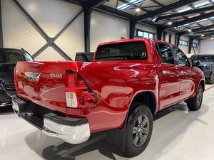 Toyota Hilux SUV 2025 Gasolina/Automática Motor 4.1-6L Emisión Euro II 75001-100000 Millas en Venta - Product Image 3
