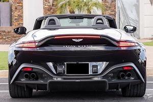 2023 MARTIN VANTAGE Roadster Faible kilométrage Moteur en excellent état Transmission AUTOMATIQUE Toit panoramique Feux LED Prêt à être expédié - Product Image 5