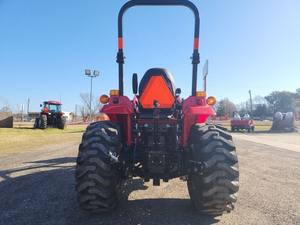 Tracteur compact Massey Ferguson 1600 4x4 Diesel |   Tracteur utilitaire agricole avec prise de force – Meilleur prix de gros - Product Image 2