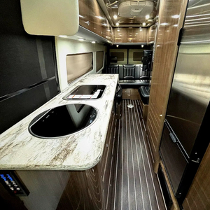 FOURNISSEUR DE camping-cars d'occasion Air Stream Interstate Grand Tour E X T Std Model Class B de 2018 - Product Image 3