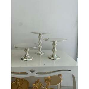 Funcionales soportes de aluminio para pasteles con superficies resistentes a los arañazos que ofrecen durabilidad y estilo para un uso frecuente - Product Image 6