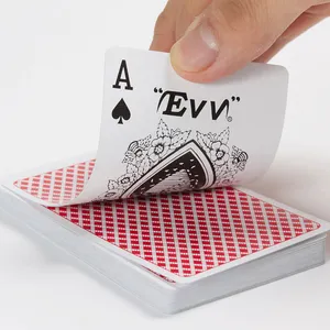 EVV-제조업체 사용자 정의 로고 프리미엄 카지노 도박 종이 포커 카드 놀이 사우디 쿠웨이트