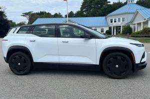 FLSHERO Extreme AWD Sedán 2023 con Batería de Litio, R18, Cuero, 6 Plazas, Techo Panorámico - Product Image 6