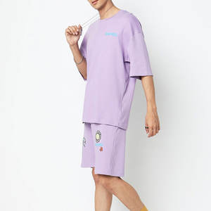 Conjunto de camiseta y pantalones cortos para hombre cómodo de Material de marca pura de Color liso 2025 ropa de calle Conjunto de camiseta y pantalones cortos de venta en línea - Product Image 2