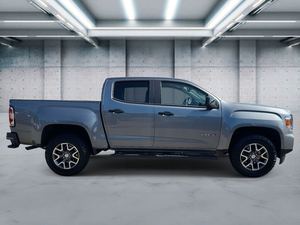 CLEAN 2022G-Can_y _ On AT4 Crew Cab 4WD con cuero - Product Image 5