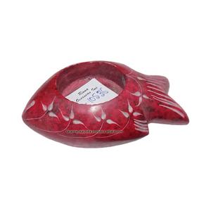 Bougeoir à thé poisson en stéatite avec incrustation de feuilles pour décor de Noël et de Diwali - Product Image 1