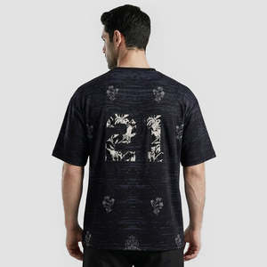 เสื้อยืด Cultural Flow Fitness ทรงหลวม ผ้าโพลีเอสเตอร์ 100% พิมพ์ลายแบบ Sublimation Transfer ดีไซน์เนอร์ - Product Image 1
