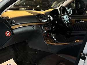 MERCEDES-BENZ Clase E 2.1 E220 2009 USADO, Volante a la Izquierda/Derecha - Product Image 2