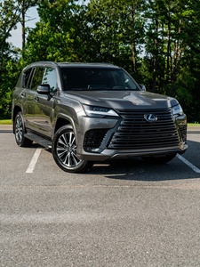 ¡CONOCE NUESTRO EXCLUSIVO LOTE DE 26 LEXUS 600 LX, CON 160 MILHAS, MODELO 21097, CON EL EXCLUSIVO KIT DE ELEVACIÓN DE COLLARÍN PRECARGADO DE WESTCOTT DESIGNS! - Product Image 2