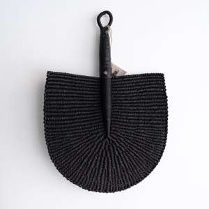 Éventail à main en herbe de mer au prix le plus bas, éventails à main en herbe de mer faits sur mesure avec poignée enveloppée de cuir - Product Image 1