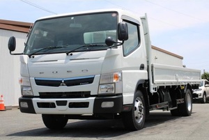 Camión de Carga MITSUBISHI CANTER FUSO 2020 con Volante a la Derecha, Motor Diésel de 4.2L, Transmisión Automática, 150HP, Euro 6, Vehículo Comercial Ligero - Product Image 1