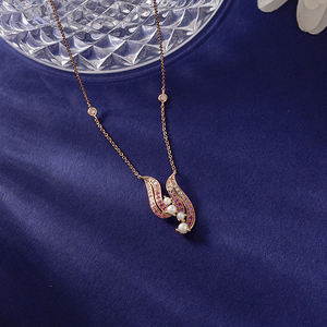 Collar con Colgante de Diamantes y Piedras Preciosas Rosadas Fluidas Naia en Oro Rosa de Lujo para Mujer, Joyería Elegante, Exportación al por Mayor - Product Image 1