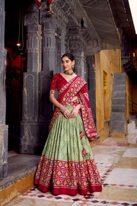 Diseñador indio Lahenga Choli Ropa DE BODA Ropa de mujer Ropa de niña Lehanga indio Elegante Lehenga Choli - Product Image 2