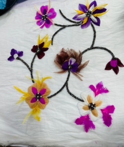 Lehenga ลูกไม้ถักนิตติ้งผ้าโพลีเอสเตอร์100% ที่ทำขึ้นอย่างสวยงามเป็นมิตรต่อสิ่งแวดล้อมผ้าเย็บปักด้วยมือแบบออร์แกนิคที่หรูหราน้ำหนักเบาสำหรับเจ้าสาว - Product Image 2