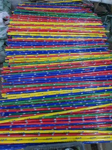 Offre Spéciale Panda Design Manche de balai en bois 120X2.2CM avec tête de balai en PVC Balai à poussière pour nettoyer les emballages colorés - Product Image 2