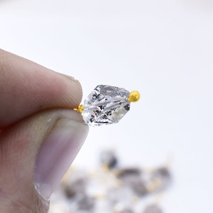 จี้ห้อยคอทำจากเฮอร์คิเมอร์ไวร์ดิบ ชุบทอง ประดับอัญมณ์ จี้เล็กๆ งานแฮนด์เมด ของขวัญสำหรับเธอ - Product Image 6