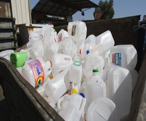 Offre Spéciale DÉCHETS DE BOUTEILLE À LAIT EN HDPE DISPONIBLES À LA VENTE - Product Image 1