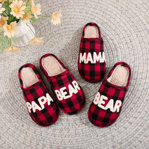 Lindos y Acogedores Regalos Familiares a Juego para Papá y Mamá, para Hombre y Mujer, con Diseño de Osito Papá y Mamá - Moda Otoño/Invierno, Forro de Felpa de Tela de Algodón - Product Image 3