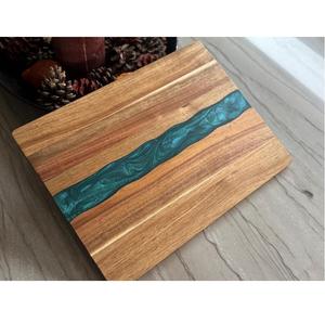 เขียงไม้เรซิ่นใช้งานได้ยาวนาน ผลิตจากไม้กระถินเทศและไม้มะม่วง ออกแบบมาเพื่อการทำอาหารอย่างมีประสิทธิภาพ - Product Image 5