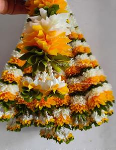 Guirlande de fleurs en tissu jaune et rose parfaite pour les fêtes à la maison et les mariages Décor artificiel et synthétique pour une beauté durable - Product Image 2