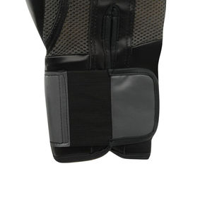 Gants de boxe en cuir en promotion, conçus dans des couleurs unies avec un style personnalisé, offrant une performance élevée pour la victoire. - Product Image 6