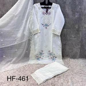 Top de viscosa cristalina con parte inferior de viscosa cristalina y un dupatta de organza grueso y llamativo para un look de shalwar kameez atemporal. - Product Image 1