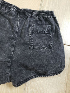 Short léger lavé à l'acide imprimé de logo personnalisé, vêtements de rue surdimensionnés, nouveauté de grande taille pour la saison d'automne - Product Image 5