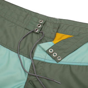 Pantalones cortos ecológicos de estilo callejero personalizados, cintura elástica, tela reciclada, ropa de playa impresa por sublimación - Product Image 6