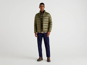 Chaqueta de Plumón para Hombre de Alta Calidad al por Mayor, Diseño Personalizado, Cortavientos, Nailon y Poliéster con Capucha y Cuello Alto, Tela de Lona para Invierno - Product Image 5