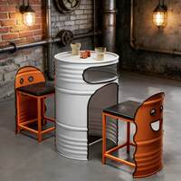Ensemble table et chaises de café style industriel créatif en forme de baril à huile, ensemble de salle à manger en fer pour hôtel, café, repos, utilisation en extérieur
