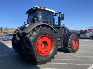 รถแทรกเตอร์เฟนด์ท 942 วาริโอ ขับเคลื่อน 4 ล้อ ปี 2024 กำลัง 230 แรงม้า พร้อมชิ้นส่วนเครื่องยนต์และเกียร์ - Product Image 5