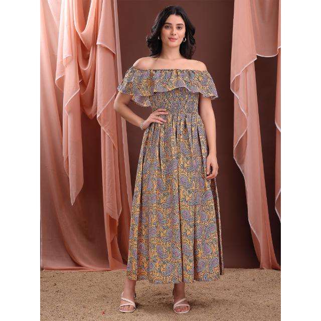 สีเหลือง