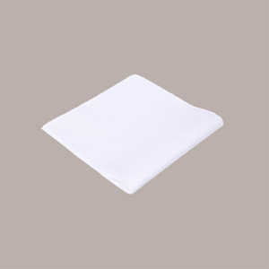 <b>White</b> 45g Non-Woven TNT Disposable <b>Tablecloth</b> 140x140 cm 25 Pieces Per Order - Product Image 2