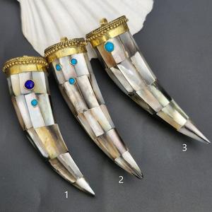 Pendentif élégant et écologique en corne de buffle avec gravure à la main en laiton, artisanat indien, amour - Product Image 4