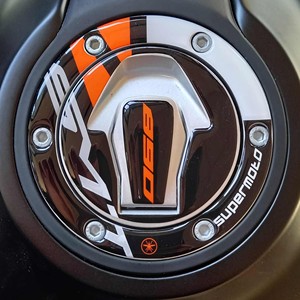 Autocollant de protection de réservoir 3D compatible avec les autocollants de moto KTM 890 SMT 2024-2025 - Product Image 2