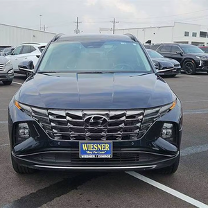 Hyundai Tucson Limited Hybride 4 portes SUV AWD 2024 d'occasion propre - Product Image 1