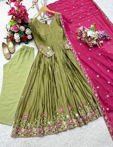 Última colección de vestidos de color verde de diseñador, telas de seda Rangoli pura con trabajo de secuencia de bordado pesado para mujer, ropa de boda - Product Image 6