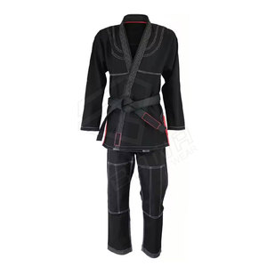Logo personnalisé en gros meilleure qualité BJJ GI uniforme léger hommes Top qualité karaté uniforme à bas prix - Product Image 1