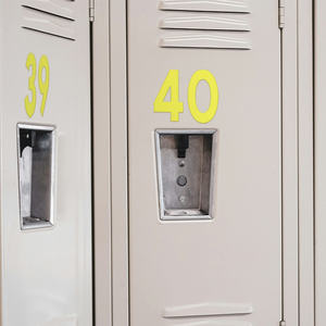 Lettres en vinyle jaune personnalisées, résistantes aux UV, imperméables, résistantes aux déchirures, finition brillante, pour logos de groupe de guitare acoustique et marchandises musicales - Product Image 4