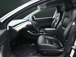 Tesla Model 3 Long Range 2019, conduite à gauche, voiture électrique haute puissance - Product Image 3