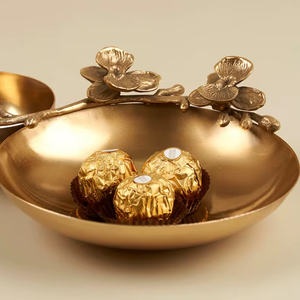 Incroyable bol de service de noix de haute qualité pour la maison hôtel et restaurants vaisselle de table couleur dorée design de feuille bols de service - Product Image 1