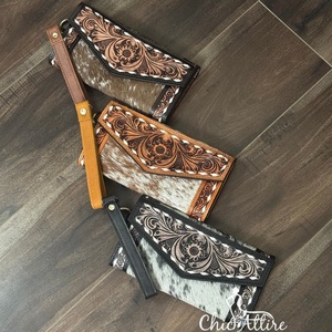 กระเป๋าสตางค์แบบยาวสำหรับผู้หญิงกระเป๋าคลัทช์ RFID สายหนังวัวแท้สำหรับใส่บัตรเครดิตงานตามสั่ง - Product Image 1