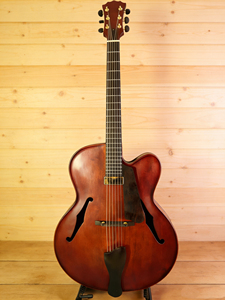 ViolinArchtop Chitarra <span class=keywords><strong>Jazz</strong></span> Acustica Elettrica con Top in Abete e Corpo in Mogano, 17 Pollici, Yunzhi Luthier, Personalizzata e Fatta a Mano - Disponibile in Magazzino - Product Image 6