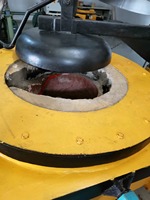 Fourneau à creuset économique à haute technologie à combustion au gaz, capacité de 600 kg, nouveau, applications de fusion de métal en aluminium, roulement de moteur