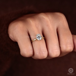 แหวนหมั้นเพชรสุดหรูลายวงรีสุดคลาสสิก14K สีทองเข้มเทียบกับความชัดเจน akshar แหวนสัญญาสำหรับงานแต่งงานยอดเยี่ยม - Product Image 4