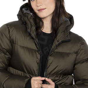 Veste d'hiver matelassée respirante pour femme, coupe oversize, avec garniture en peau de mouton, imperméable, réversible, en polyester, imprimé, satin de soie - Product Image 4