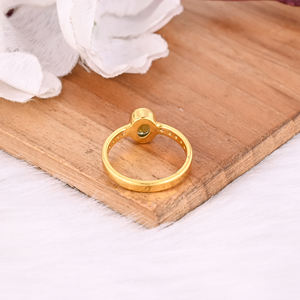 แหวนหมั้นทันสมัยสำหรับผู้หญิง เครื่องประดับชั้นดี เงินแท้ 925 ประดับพลอยเพอริดอทธรรมชาติ ชุบทอง แหวนพลอยทำมือ - Product Image 3