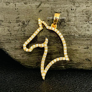 Pendentif en or massif 14 carats avec diamant naturel, motif cheval chrétien, bijoux fins - Product Image 1