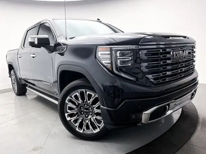 VENTAS 2024-2026: CAMIONETA DOBLE CABINA G M C-Sierra 3500HD Denali Ultimate 4X4 de Aleación de Aluminio EN BUEN ESTADO DE FUNCIONAMIENTO - Product Image 2