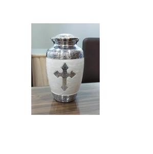 2023 classique funéraire fournitures cendres urnes taille Standard émail finition animaux de compagnie cendres laiton métal crémation urne à prix abordable - Product Image 3